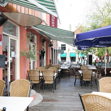 Hotel Restaurant Zeeland Tholen Eksteriør billede