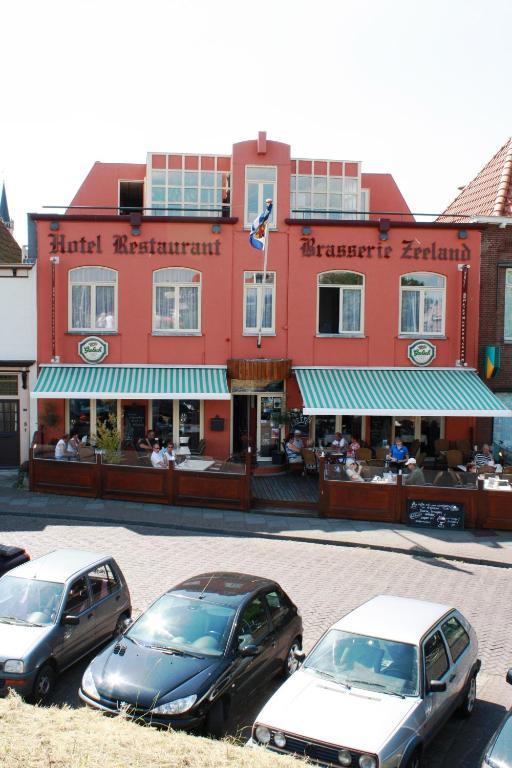 Hotel Restaurant Zeeland Tholen Eksteriør billede