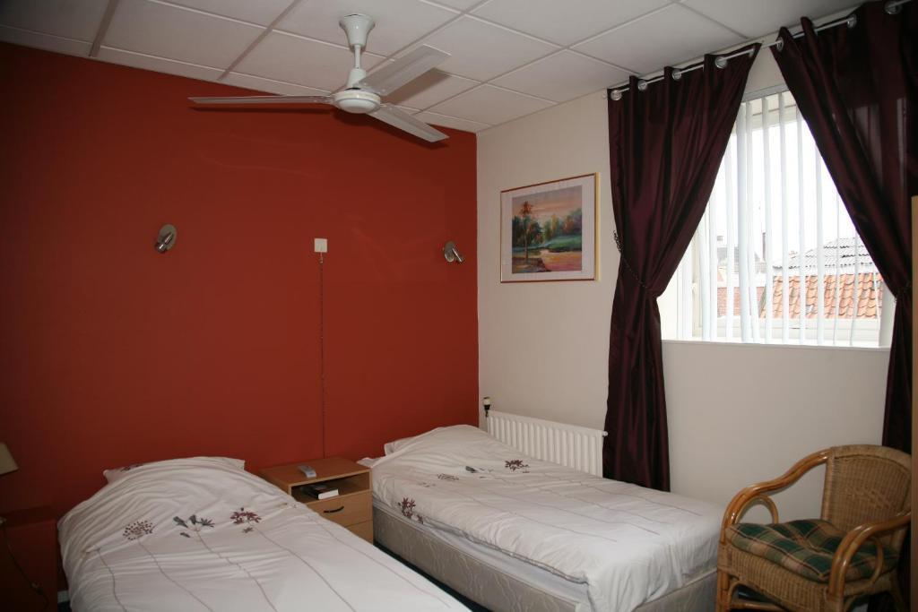 Hotel Restaurant Zeeland Tholen Værelse billede